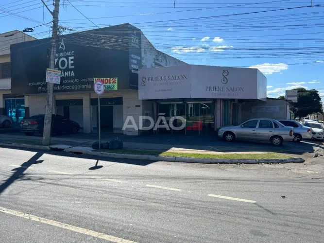 Salas comerciais de esquina com 1 galpão espaçoso e 1 sala já alugada na principal avenida