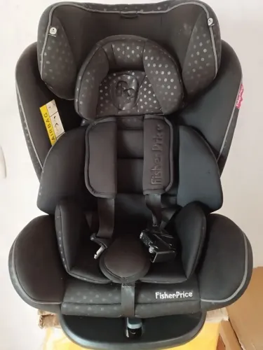 Cadeirinha de criança para carro 