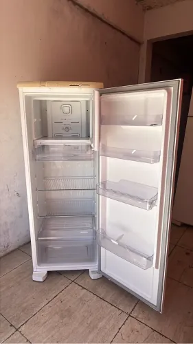 Geladeira Eletrolux