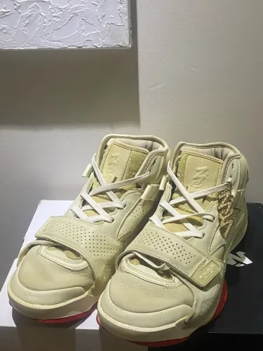 Tenis