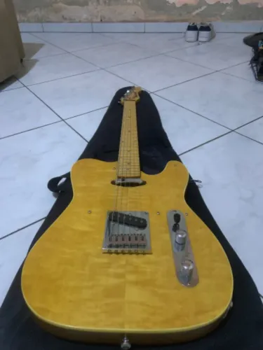 Guitarra Telecaster Walckzak feita pelo Luthier Brian Oliveira
