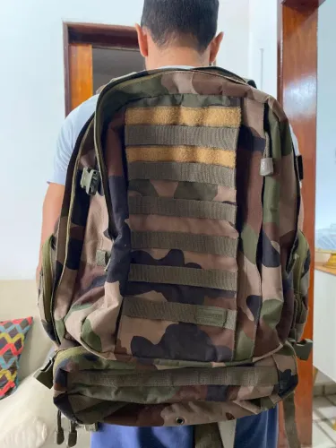 MOCHILA "TÁTICA INVICTUS" 