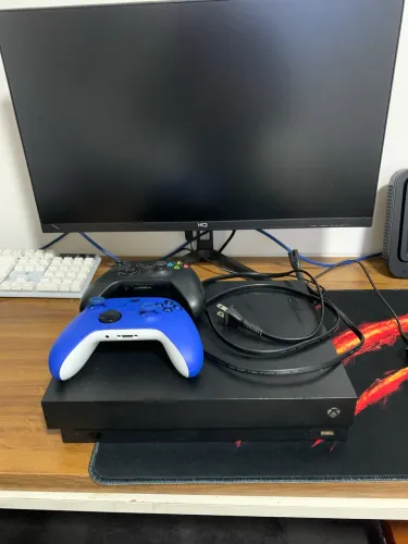 Xbox one X 1tb
