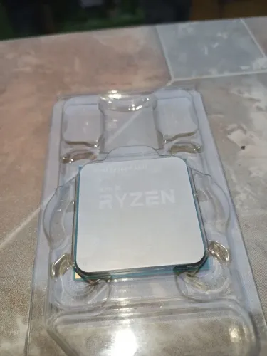 Processador AMD Ryzen 5 5500 - Impecável / Semi-novo