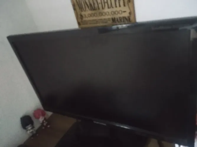 Monitor Samsung VGA mais tem adaptador HDMI