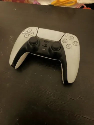 Controle de ps5, so está sem os grips
