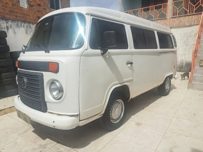 Volkswagen Kombi Escolar/50 Anos 1.4 MI Total Flex 2009