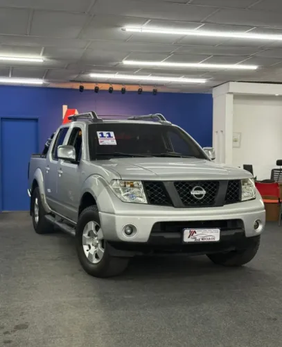 Nissan Frontier LE CD 4X4 2.5 TB Diesel Aut. 2011