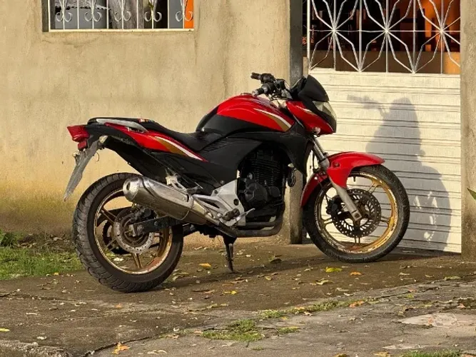 HONDA CB 300R 2010 - OPORTUNIDADE ?