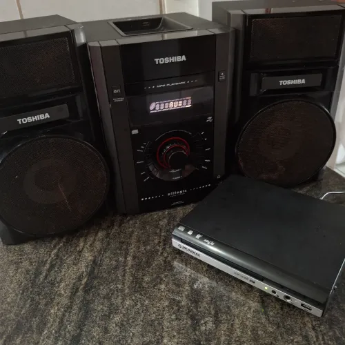 Vendo/troco Mini System Toshiba 2 caixas originais + DVD Mondial por Notebook Funcionando