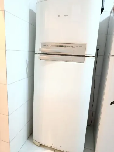 Geladeira Duplex Eletrolux 402 litros Frost Free