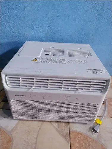 Ar Condicionado de Janela Hisense 10.000 BTUs Wi-Fi 127V (6 meses de Uso - Impecável)