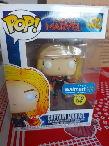 Funko Pop Marvel - Capitã Marvel #432 Glow In The Dark (Exclusivo Walmart)