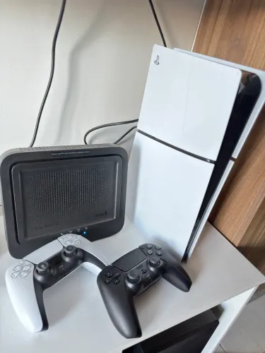 PS5 slim digital 1TB