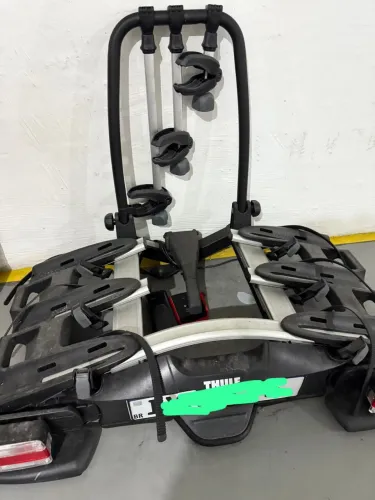 Transbike Thule Velocompact 927 para 03 bikes Engate reboque. 