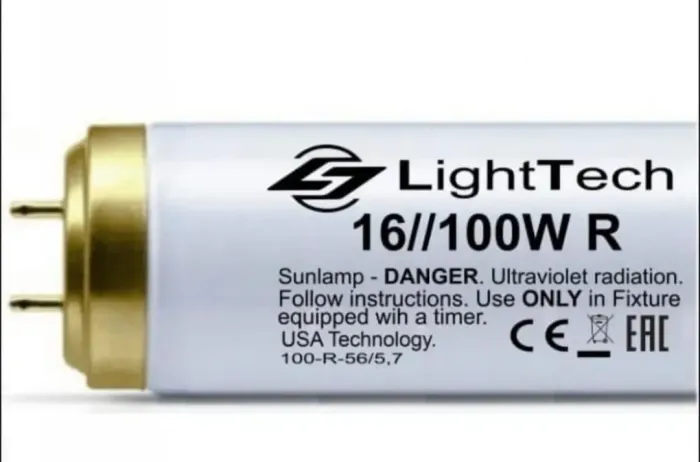 Lâmpada light tech 100W ,semi nova ( usada também em paredão de bronze 