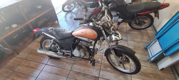 Venda de peças usadas ( moto sucata ) Dafra Kansas 150