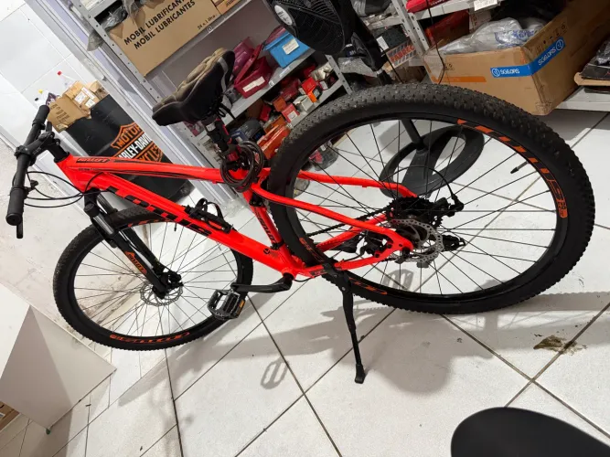 Bicicleta Lótus CXR aro 29 kit shimano