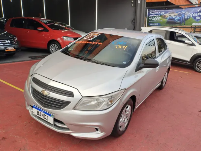 Chevrolet Onix JOY Hatch 1.0 8V Flex Mec. 4P 2017