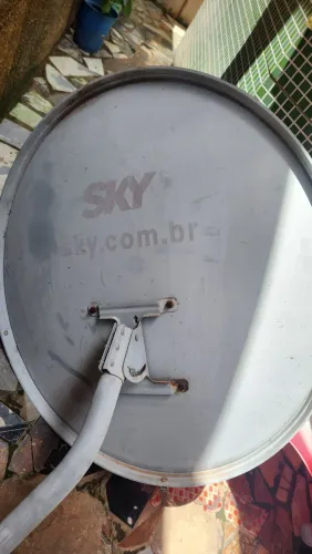 ANTENA PARABÓLICA DA SKY