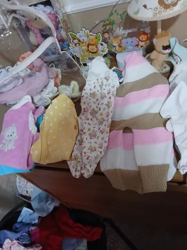Roupas de bebê RN aos 3 meses