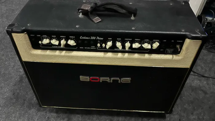 Amplificador borne evidence 200 prime