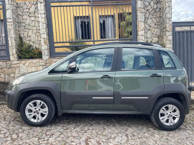 Fiat Idea Adv./ Adv.lock.dualogic 1.8 Flex 5P 2014