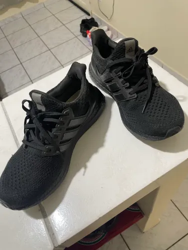 Tênis adidas ultrabosst original 40