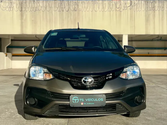 Toyota Etios X 1.3 Flex 16V 5P Mec. 2020