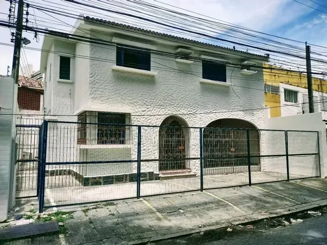 [CCS005] Venda de Casarão com 331m2 na Boa Vista