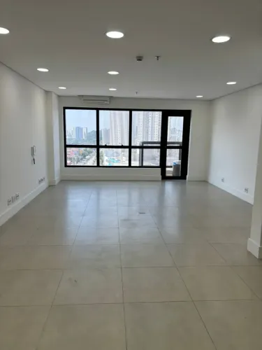 Sala comercial de 46 m² para locação no condomínio D/Office, em Diadema