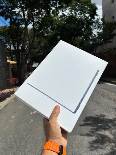 Macbook Air M2 - LACRADO