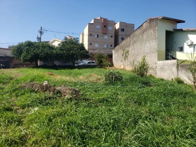 TERRENO,0 Dormitorio(s) bairro Simus