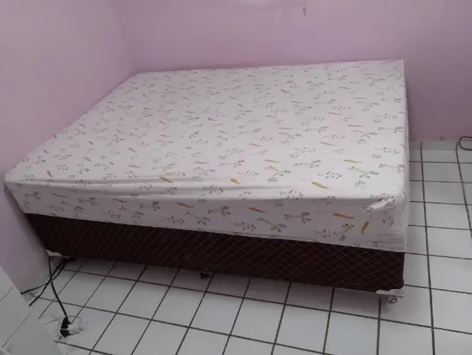 Cama box conjugada solteirão.