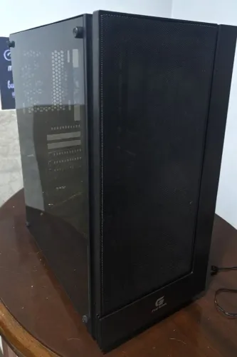 Gabinete Gamer Mid Tower Cruiser RGB Fortrek, Preto com 3 Fans RGB inclusas