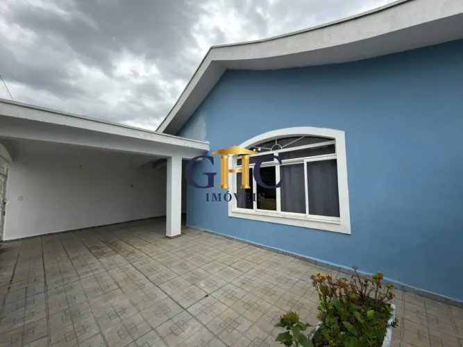 Casa à venda de esquina, Jardim Luar, Salto de Pirapora, SP