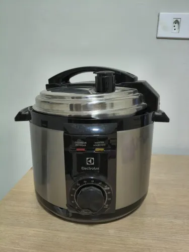 Panela Elétrica de Pressão