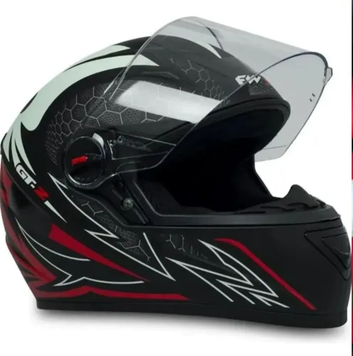 Capacete