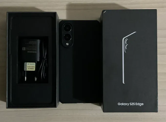 Samsung Galaxy S25 Edge / 512GB / 12GB RAM / Preto