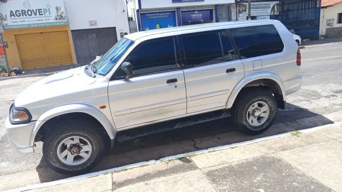 Mitsubishi Pajero GLS 2.8 Diesel Turbo Mec. 2002