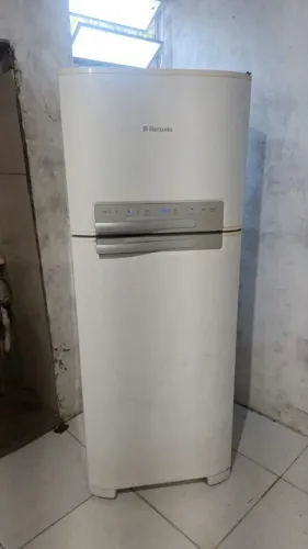 GELADEIRA FROST FREE 