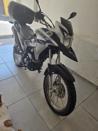 Honda xre 190c novíssima com baú