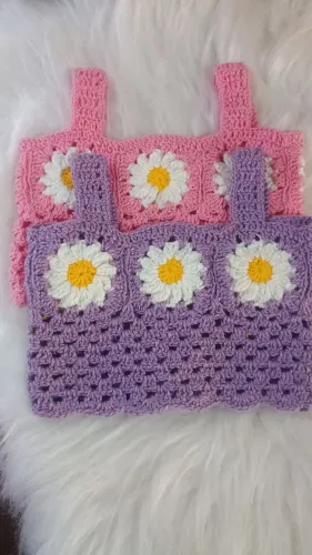 Blusa infantil em Crochê