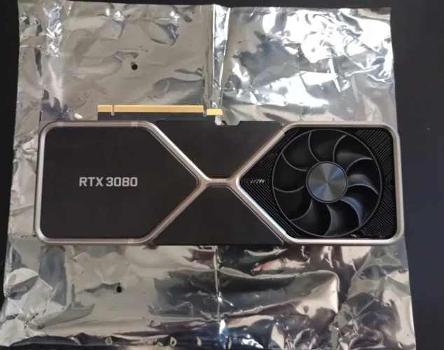 RTX 3080 founders impecável.