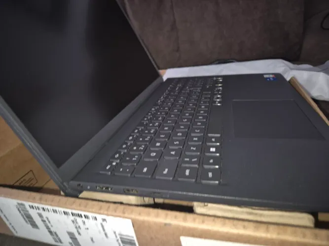 NOTEBOOK DELL INSPIRON 15 I51334U-M70 15,6" FULL HD 13° GEN INTEL CORE I5 16GB 512 GB SSD