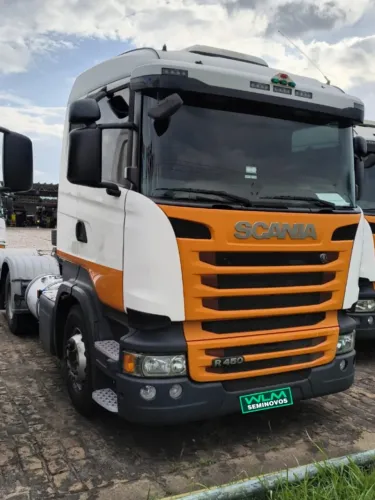 SCANIA R450 A6X2.