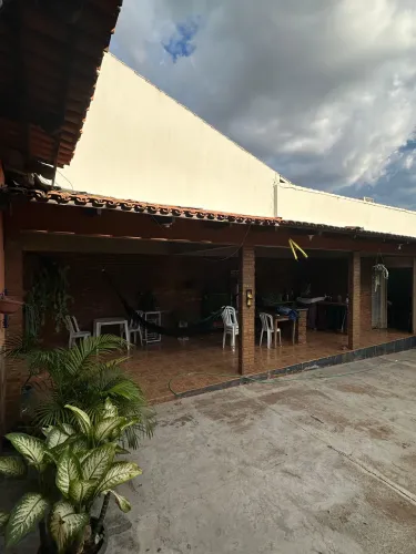 Casa espaçosa no Residencial Barra Vento