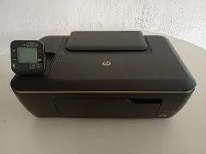 Vendo impressora HP DeskJet 3516 (ano 2012). O equipamento está com defeito