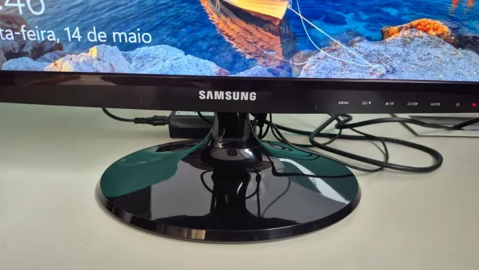 Monitor Samsung 19''