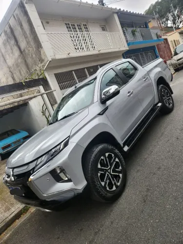 Mitsubishi L200 Triton Sport HPE-S 2.4 CD Dies. AUT 2023